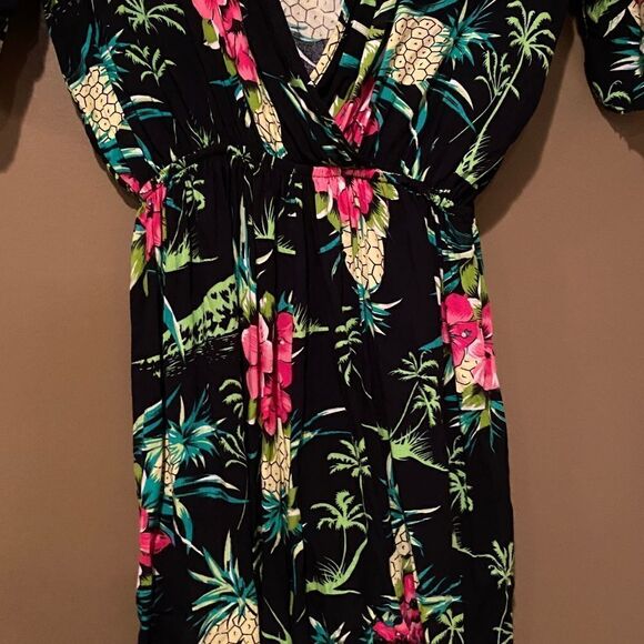 Hawaiian Romper Size Large - Picture 10 of 10